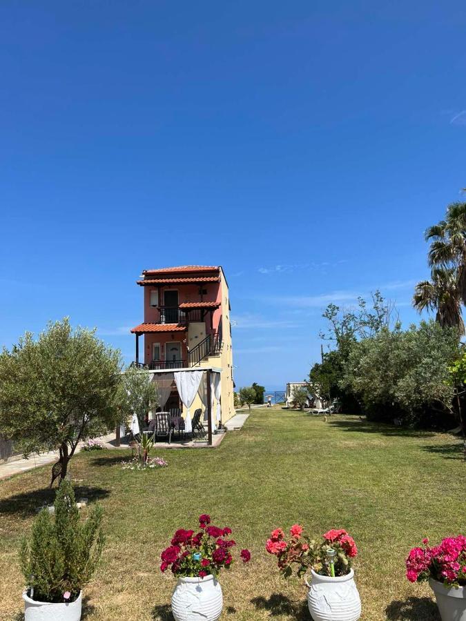 Lia'S Beach House Agios Nikolaos  Exterior foto